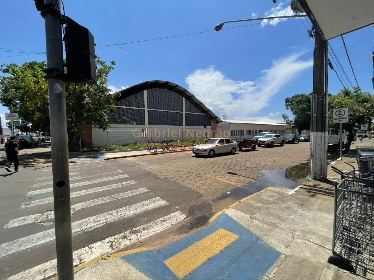 Oportunidade Única: Imóvel Comercial no Coração de Epitácio! — foto 4