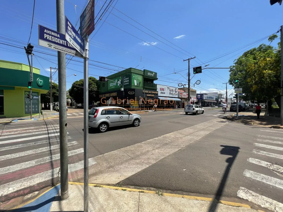 Oportunidade Única: Imóvel Comercial no Coração de Epitácio! — foto 6