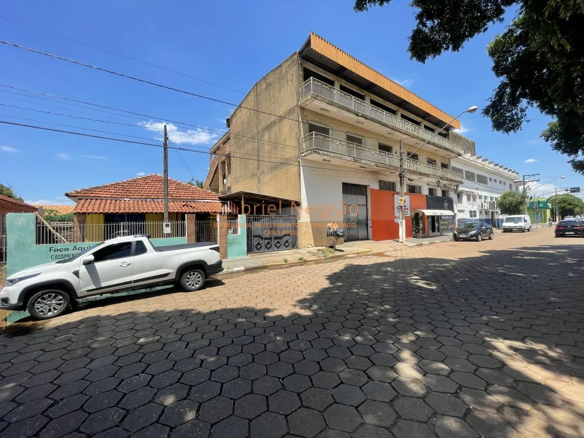 Oportunidade Única: Imóvel Comercial no Coração de Epitácio! — foto 9