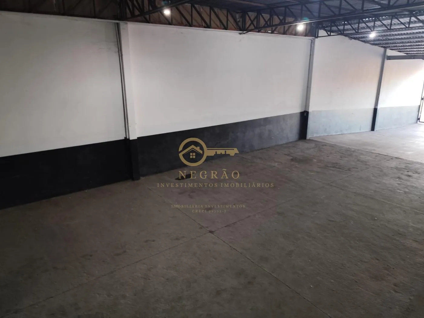 Barracão Comercial em Localização Estratégica - Oportunidade Única! — foto 3