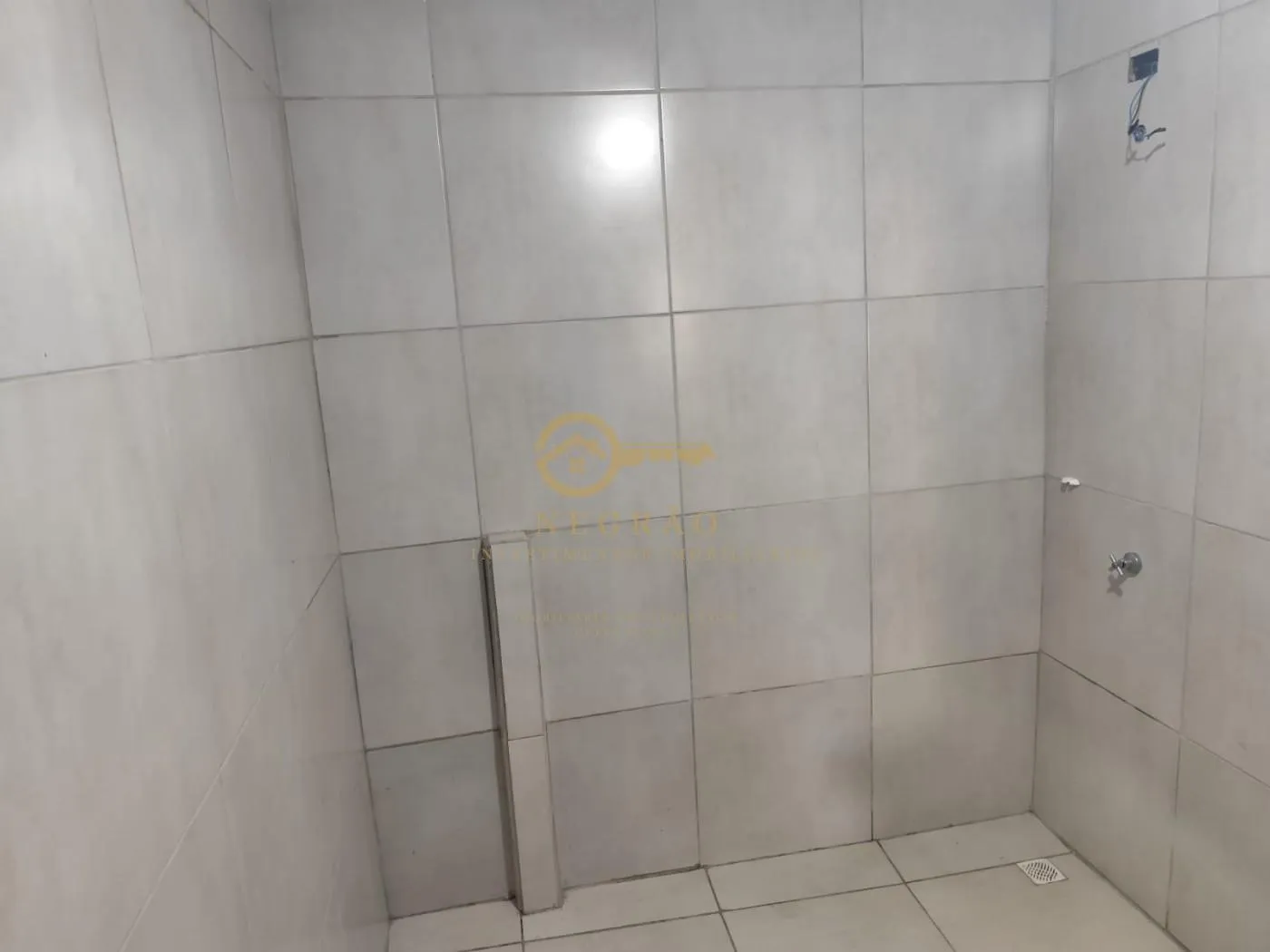 Barracão Comercial em Localização Estratégica - Oportunidade Única! — foto 7