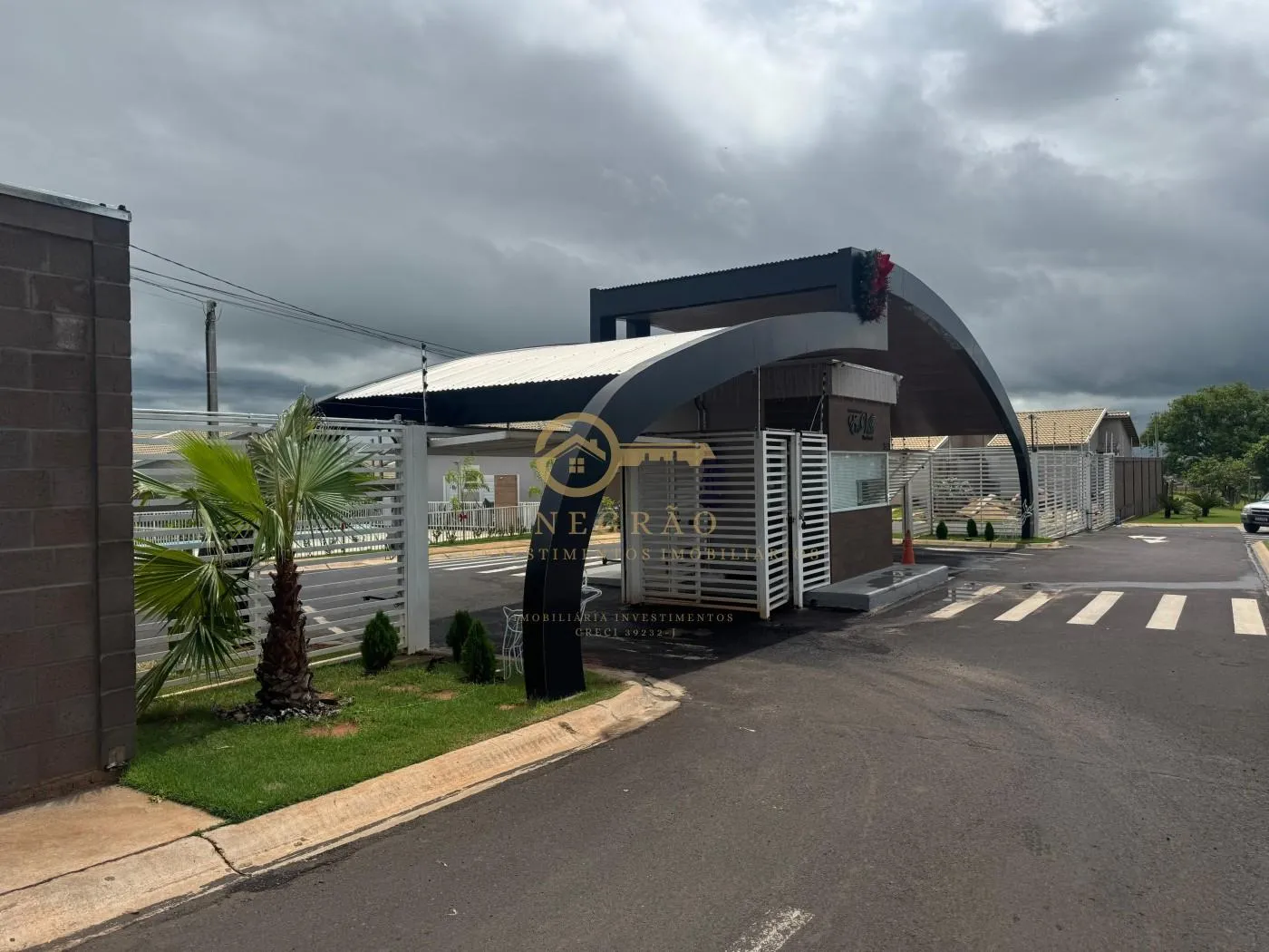 Linda Casa em Condomínio no Parque Damha II - Oportunidade! — foto 2