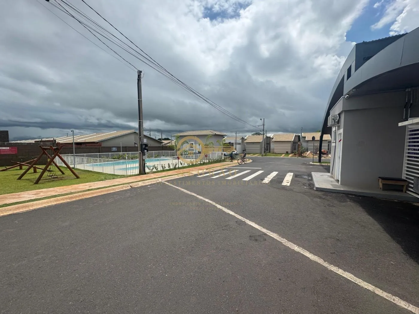Linda Casa em Condomínio no Parque Damha II - Oportunidade! — foto 3