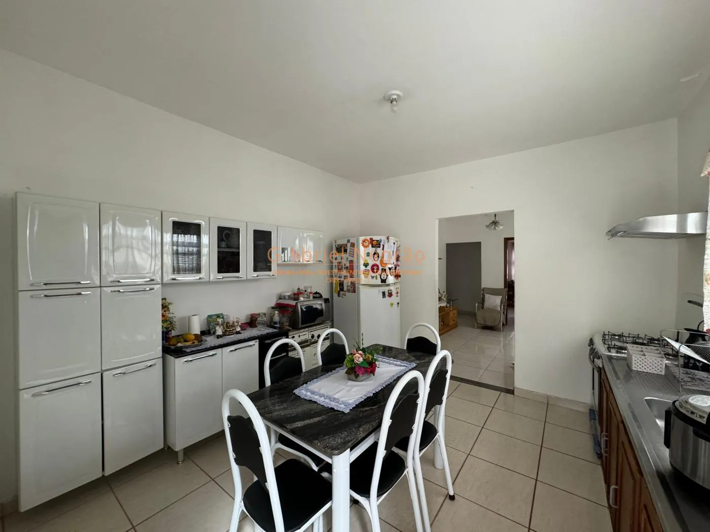 Linda Casa com 5 Dormitórios em A.C.B. - Oportunidade! — foto 10