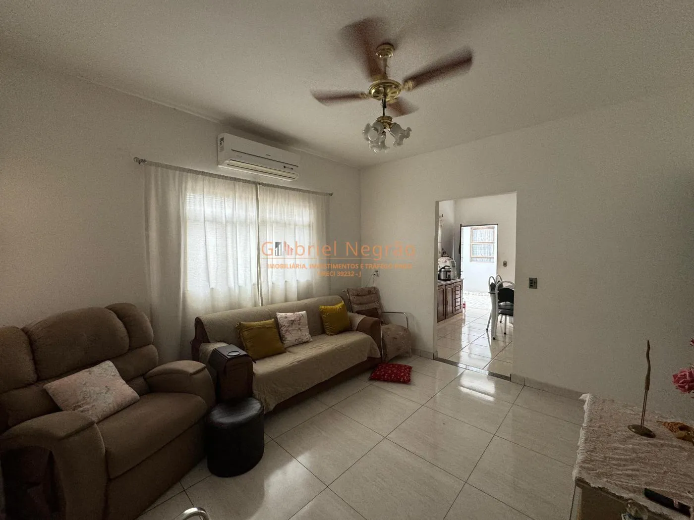 Linda Casa com 5 Dormitórios em A.C.B. - Oportunidade! — foto 3