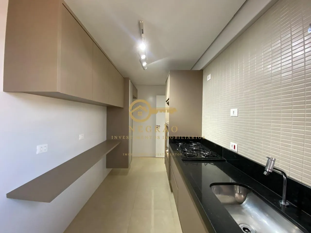 Luxuoso Apartamento com Varanda Gourmet no Centro de Prudente — foto 8