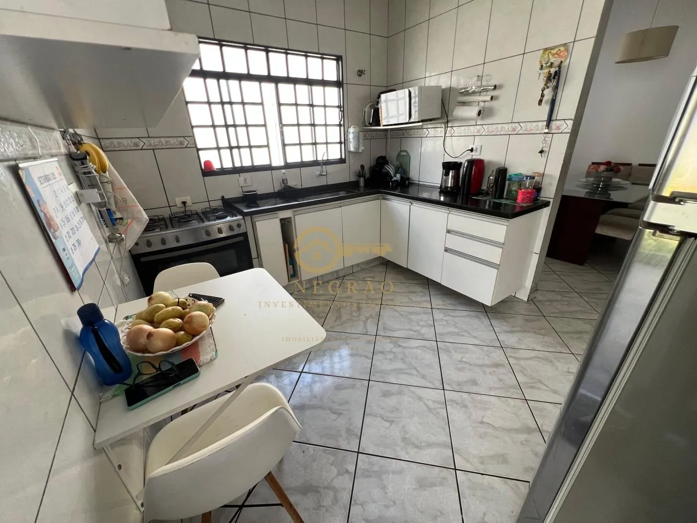 Casa com Salão Comercial em Bairro Nobre - Oportunidade! — foto 6